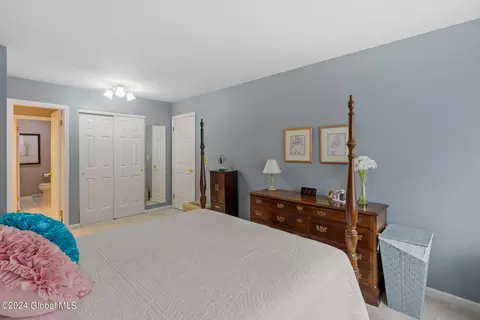 20 Quincy Rd, Glenmont, NY 12077 photo 33