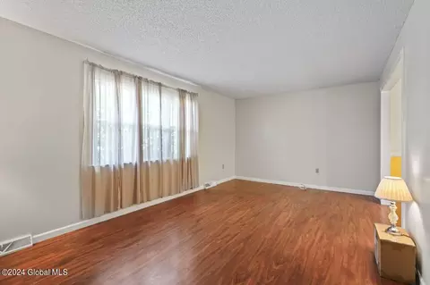 Living - 1246 Coplon Ave, Schenectady, NY 12309 photo 2 of 8