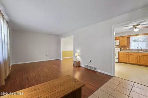 Living - 1246 Coplon Ave, Schenectady, NY 12309 photo 4 of 8