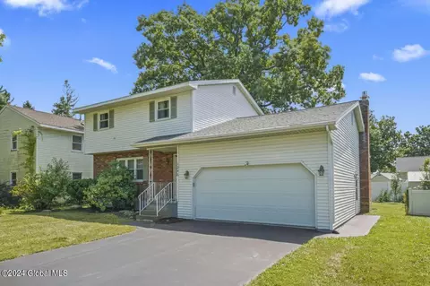 Exterior - 1246 Coplon Ave, Schenectady, NY 12309 photo 3 of 7