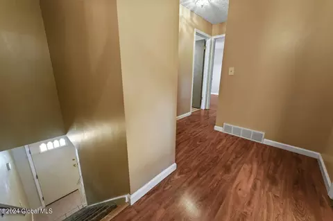 Entry Way - 1246 Coplon Ave, Schenectady, NY 12309 photo 3 of 3