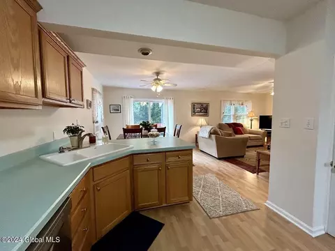 215 Broad St, Scotia, NY 12302 photo 10