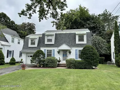 215 Broad St, Scotia, NY 12302