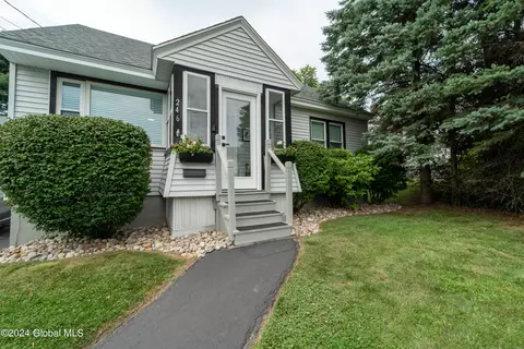 246 Church St, Amsterdam, NY 12010
