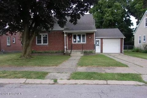 226 Fifteenth St, Schenectady, NY 12306