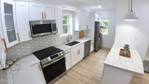 470 Twelfth St, Schenectady, NY 12306 photo 19