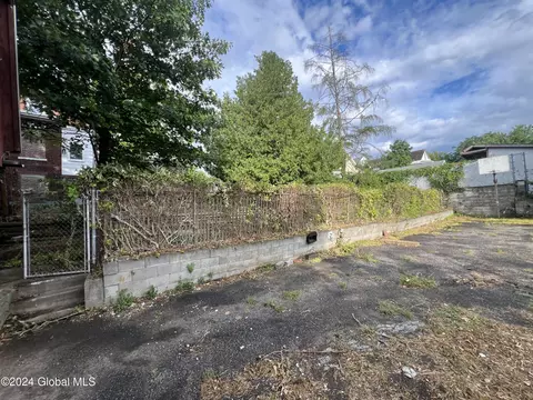 470 Twelfth St, Schenectady, NY 12306 photo 49