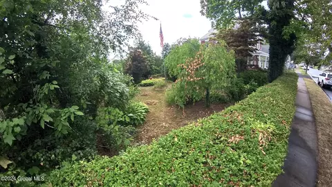 470 Twelfth St, Schenectady, NY 12306 photo 39