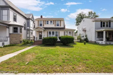 212 5th Ave, Troy, NY 12180