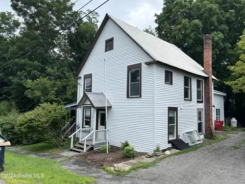 278 Sugar Hill Rd, Crown Point, NY 12928