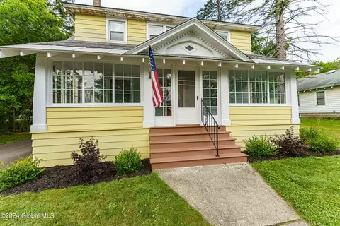110 Severson Ave, Altamont, NY 12009