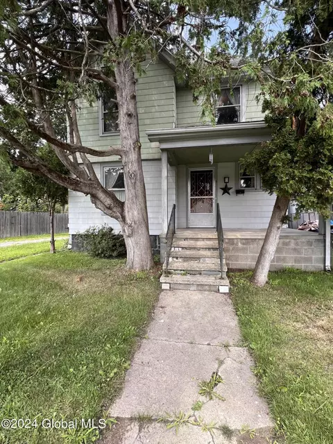 5 Broad St, Gloversville, NY 12078