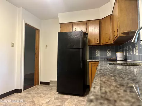 903 Londonderry Ct, Schenectady, NY 12309 photo 18