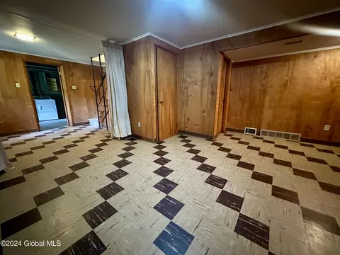 903 Londonderry Ct, Schenectady, NY 12309 photo 36