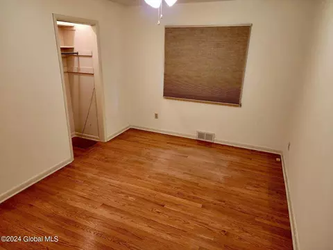 903 Londonderry Ct, Schenectady, NY 12309 photo 25