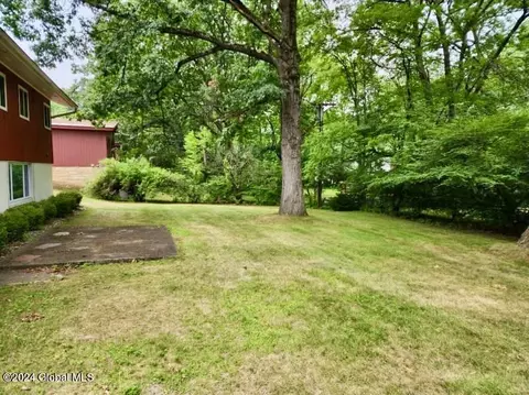 903 Londonderry Ct, Schenectady, NY 12309 photo 45