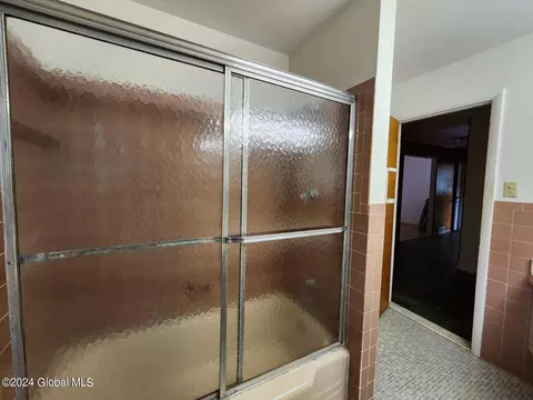 903 Londonderry Ct, Schenectady, NY 12309 photo 34