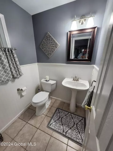 Bath - 79 Damascus Dr, Gansevoort, NY 12831 photo 3 of 7