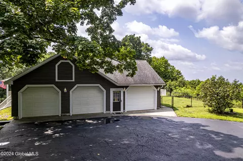 Exterior - 579 Coot Hill Rd, Argyle, NY 12809 photo 25 of 31