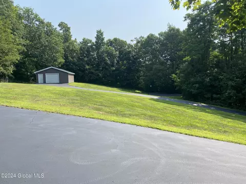Exterior - 579 Coot Hill Rd, Argyle, NY 12809 photo 18 of 31