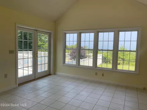 Living - 579 Coot Hill Rd, Argyle, NY 12809 photo 2 of 4
