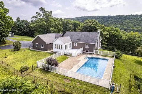 Exterior - 579 Coot Hill Rd, Argyle, NY 12809 photo 2 of 31