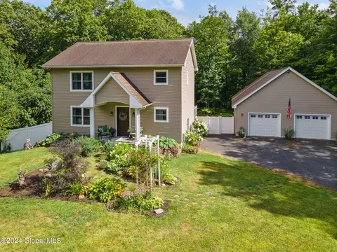 5967 Scotch Ridge Rd, Duanesburg, NY 12056