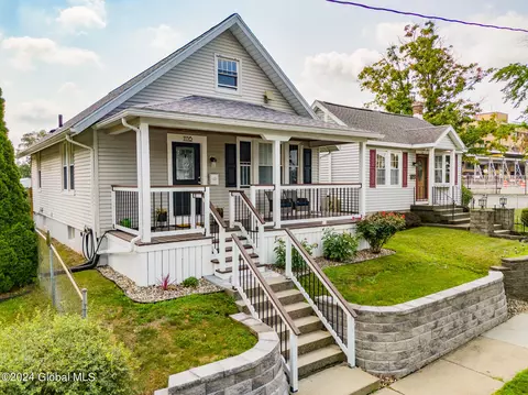 1116 7th Ave, Watervliet, NY 12189