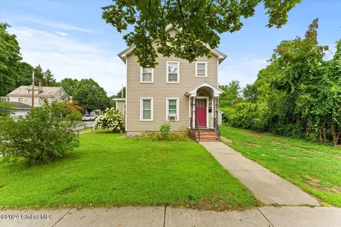 224 Ridge St, Glens Falls, NY 12801