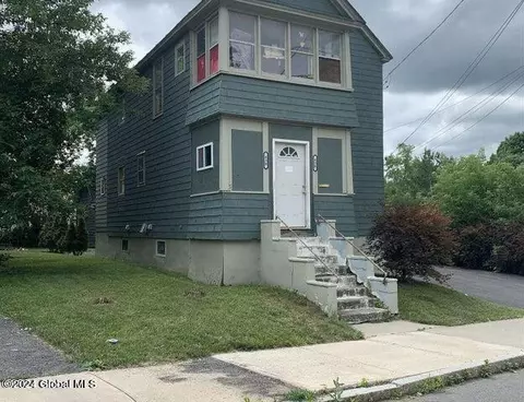428 Manhattan St, Schenectady, NY 12308