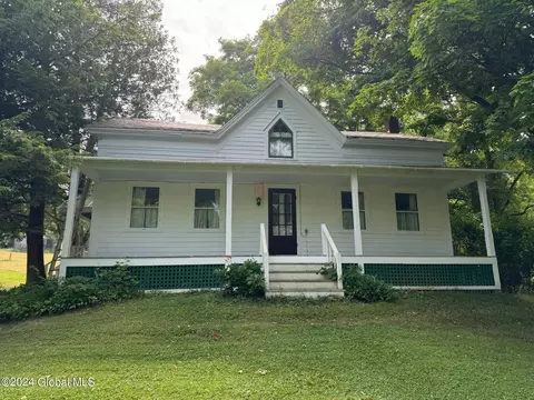 224 County Route 2, Putnam Station, NY 12861