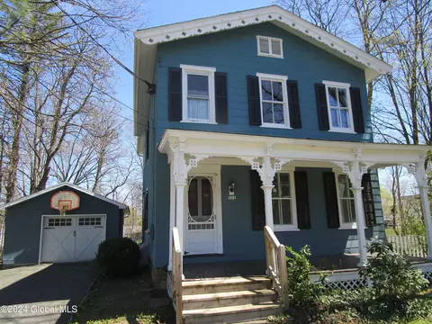 111 Lark St, Altamont, NY 12009
