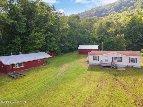 218 Chestnut Ridge Rd, Cherry Valley, NY 13320