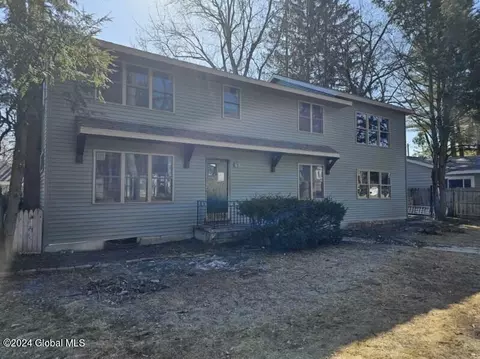 24 Horicon Ave, Glens Falls, NY 12801