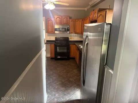 Entry Way - 1258 Webster St, Schenectady, NY 12303 photo 5 of 5