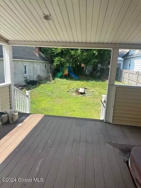 Exterior - 1258 Webster St, Schenectady, NY 12303 photo 1 of 2