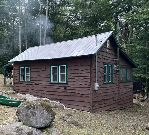 181 Mountain Lake North Shore Rd, Gloversville, NY 12078
