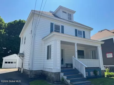74 Helwig St, Gloversville, NY 12078