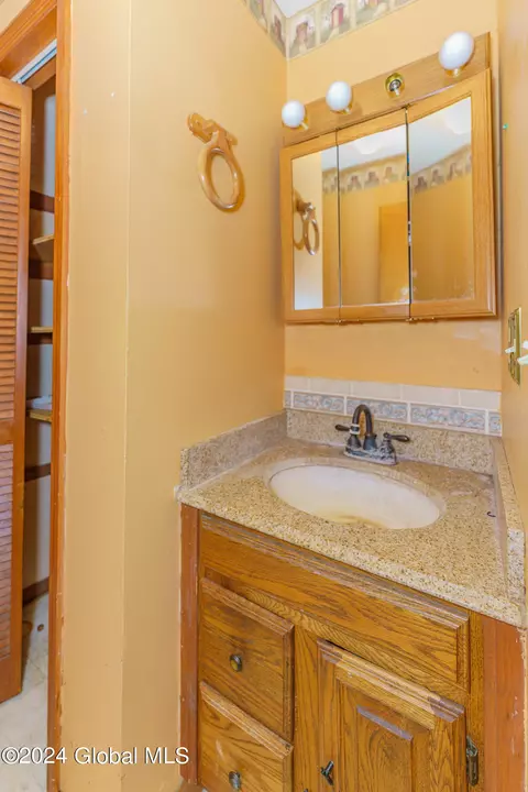 Bath - 366 West Rd, Argyle, NY 12809 photo 3 of 3