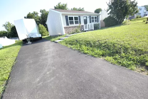 Other - 42 Plaske Dr, Schenectady, NY 12309 photo 2 of 15
