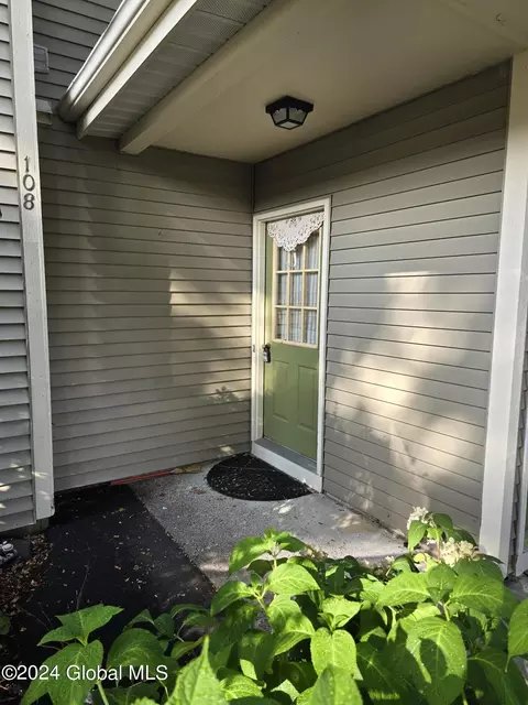 Other - 108 Burgoyne Dr, Halfmoon, NY 12065 photo 2 of 5
