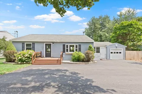 621 New Salem Rd, Voorheesville, NY 12186