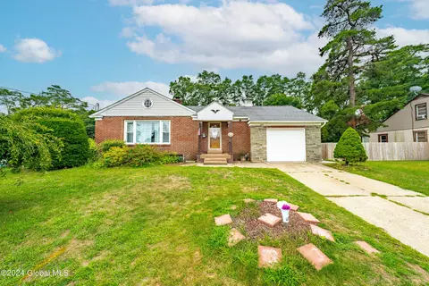 1951 Tower Ave, Schenectady, NY 12304