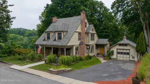 26 Hawthorne Ave, Troy, NY 12180