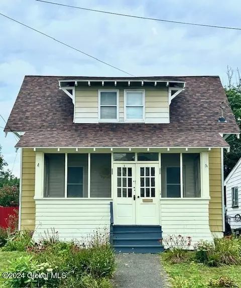 349 Mountain St, Albany, NY 12209