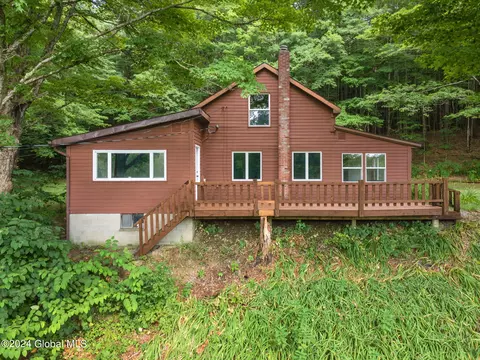 204 Bear Gulch Rd, Summit, NY 12175