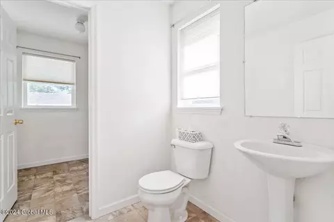 6 Heather Ln, Corinth, NY 12822 photo 10