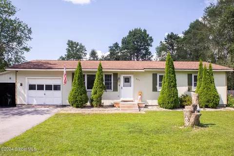 401 Upper Sherman Ave, Queensbury, NY 12804