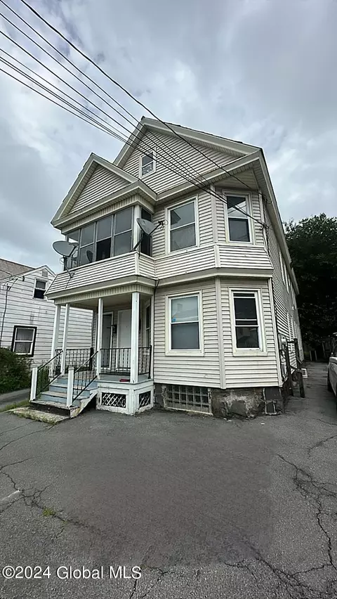 113 Prospect St, Schenectady, NY 12308