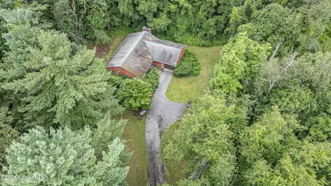 21 Cobble Knob Way, Castleton On Hudson, NY 12033